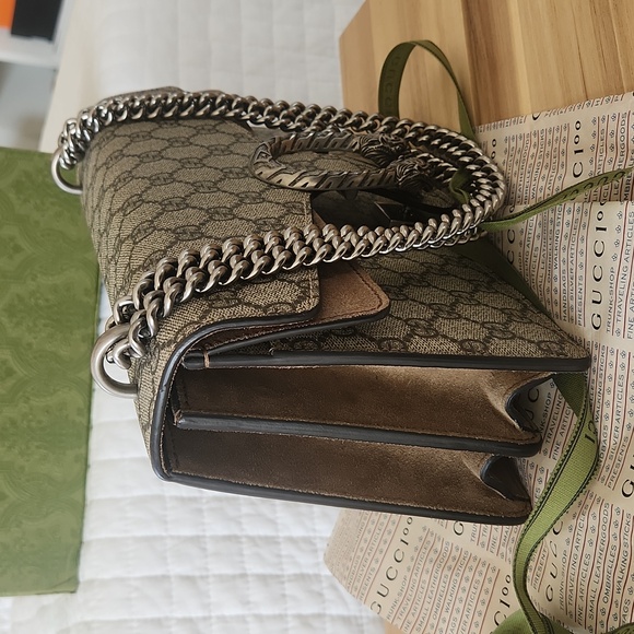 🎉HOST PICK🎉Like new Gucci Dionysis Bag - Picture 2 of 9